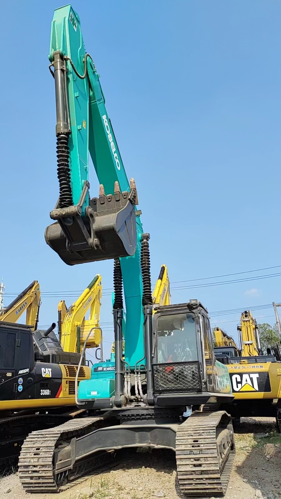 Used Kobelco SK350-8 Heavy Excavator with 1.5m3 Bucket Capacity and 500 Working Hours