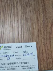 China Fireproof Interlocking Vinyl Plank Flooring , Pvc Plank Flooring wholesale