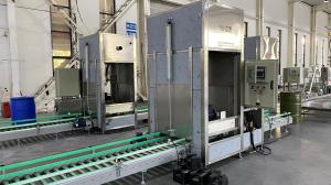 China Stainless Steel Electric IBC Filling Equipment Wood Packing 10-50L Filling Range wholesale