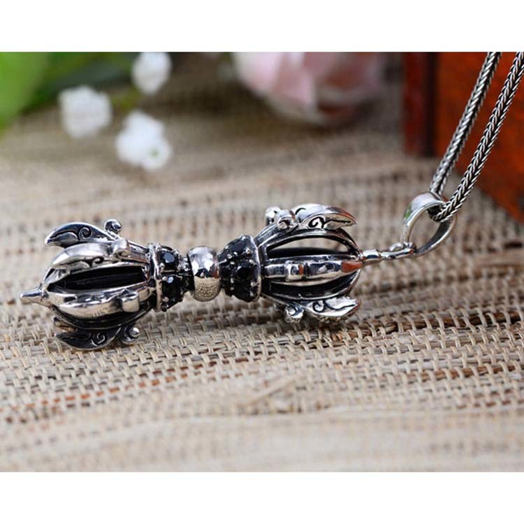 Men's Jewelry Vintage Old Sterling Silver Amulet Pendant Necklace (N029293W)