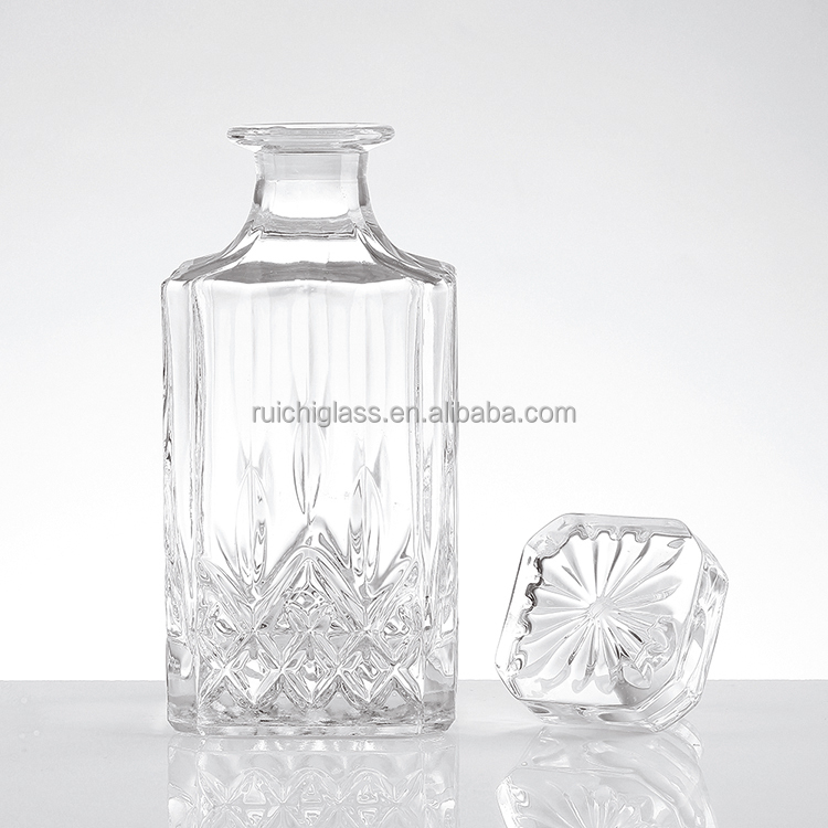750ml Clear Glass Spirits Wine Bottle for Xo Brandy Customized Shape and Sealing Type