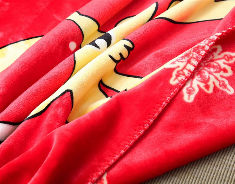 Christmas Flannel Screen Printed Blanket , Warm Polyester Kids Animal Blankets