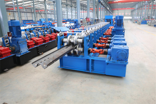 Gearbox W Shaped Highway Guardrail Forming Machine 380V For Road​
