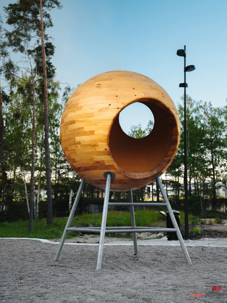 SCULPTURE of Park Amusement Facilities for Outdoor Children's Playground Construction