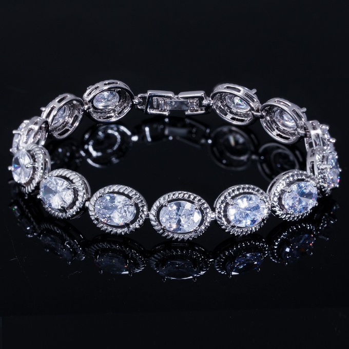 Luxury Bridal Bracelet Bangle Wedding Gift Big Cubic Zircon Vintage Baguette Bracelet Bangle Gold Color Jewelry