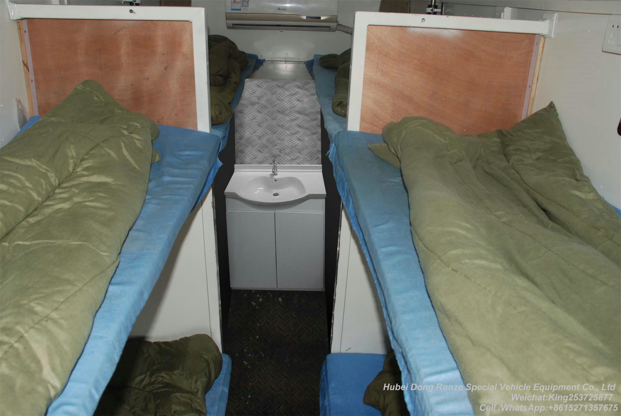 ISUZU Caravan Outdoor Mobile Camping Truck With Living Room for 5-6 men top replacement air fan and solar panel