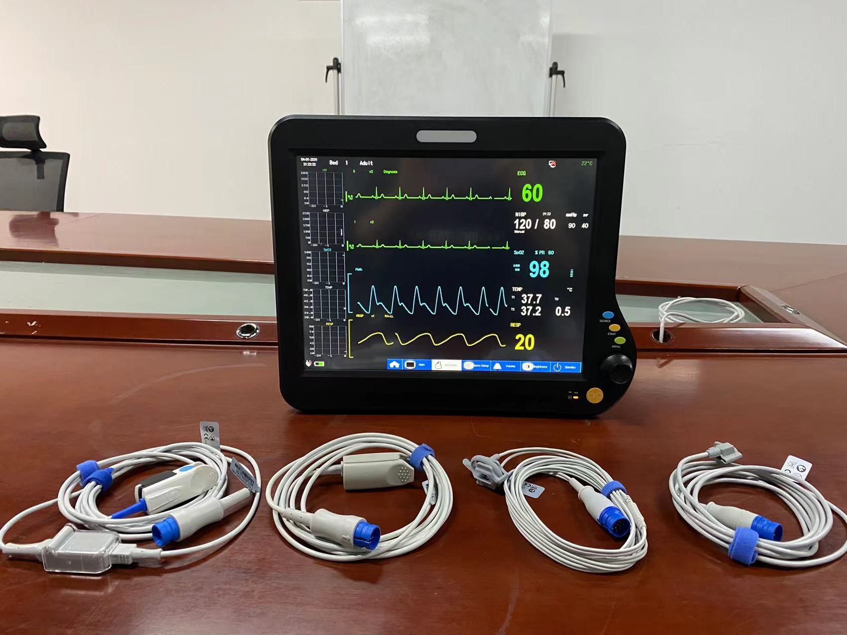 Modular ICU Heart Rate Monitor , Patient Monitor Multiparameter 15 Inch