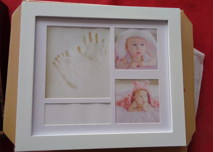 Customized Baby Clay Impression Kit , Handprint Picture Frame For Newborn Infants