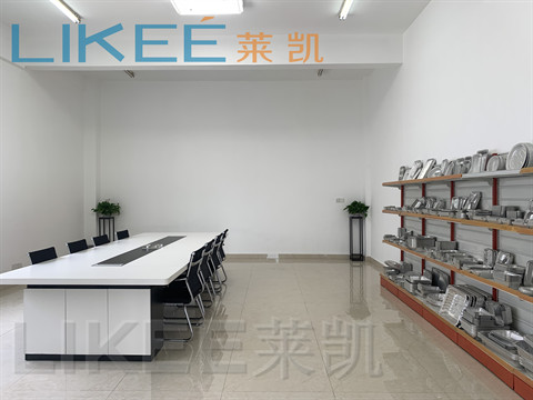 80Ton Fully Automatic Aluminium Foil Making Machine With 12000 Pcs/h For Packaging