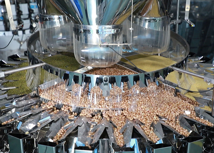 32 Head Combination Weigher Packing Machine Mixing Nuts