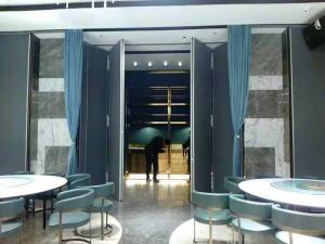 China Acoustic Folding Partition Walls With Sliding Hanging System Heat Insulation wholesale