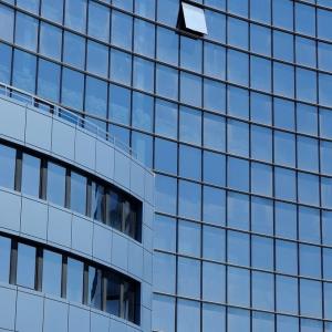 China Customized Chemically Building Glass 12 Mm Clear Tempered Glass wholesale