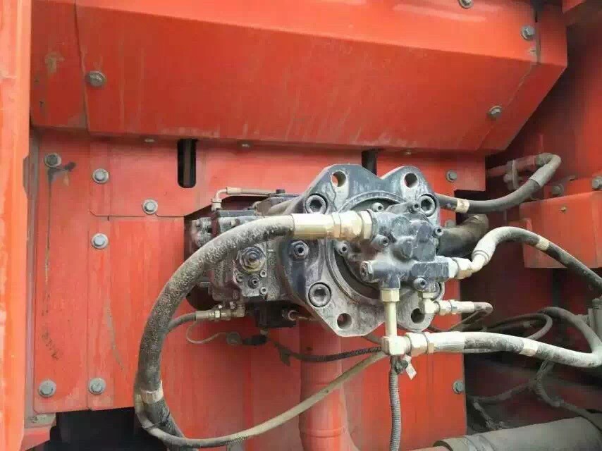 151KW Used Doosan DX300LC Crawler Excavator 1.27m3 Bucket Capacity