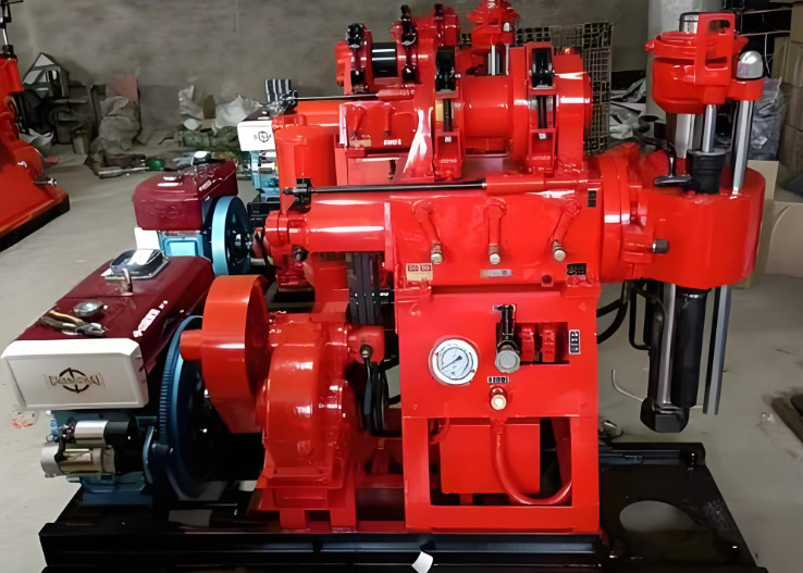 Efficient geological exploration drilling rig with compact structure