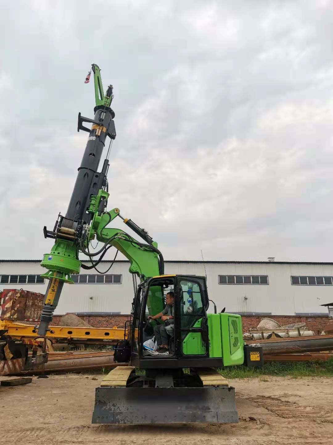 High-Power 10m Rotary Pile Equipment 7 - 30rpm Max Drilling Depth For Construction