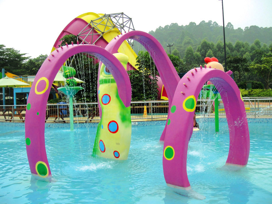 Playground Aqua Water Toys Fiberglass Dolphin Sprinkler For Splash Pad