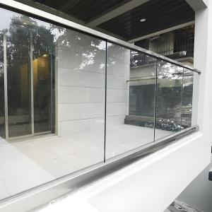 China CE Certified 10-Year Warranty Aluminum Glass Partition Fence wholesale