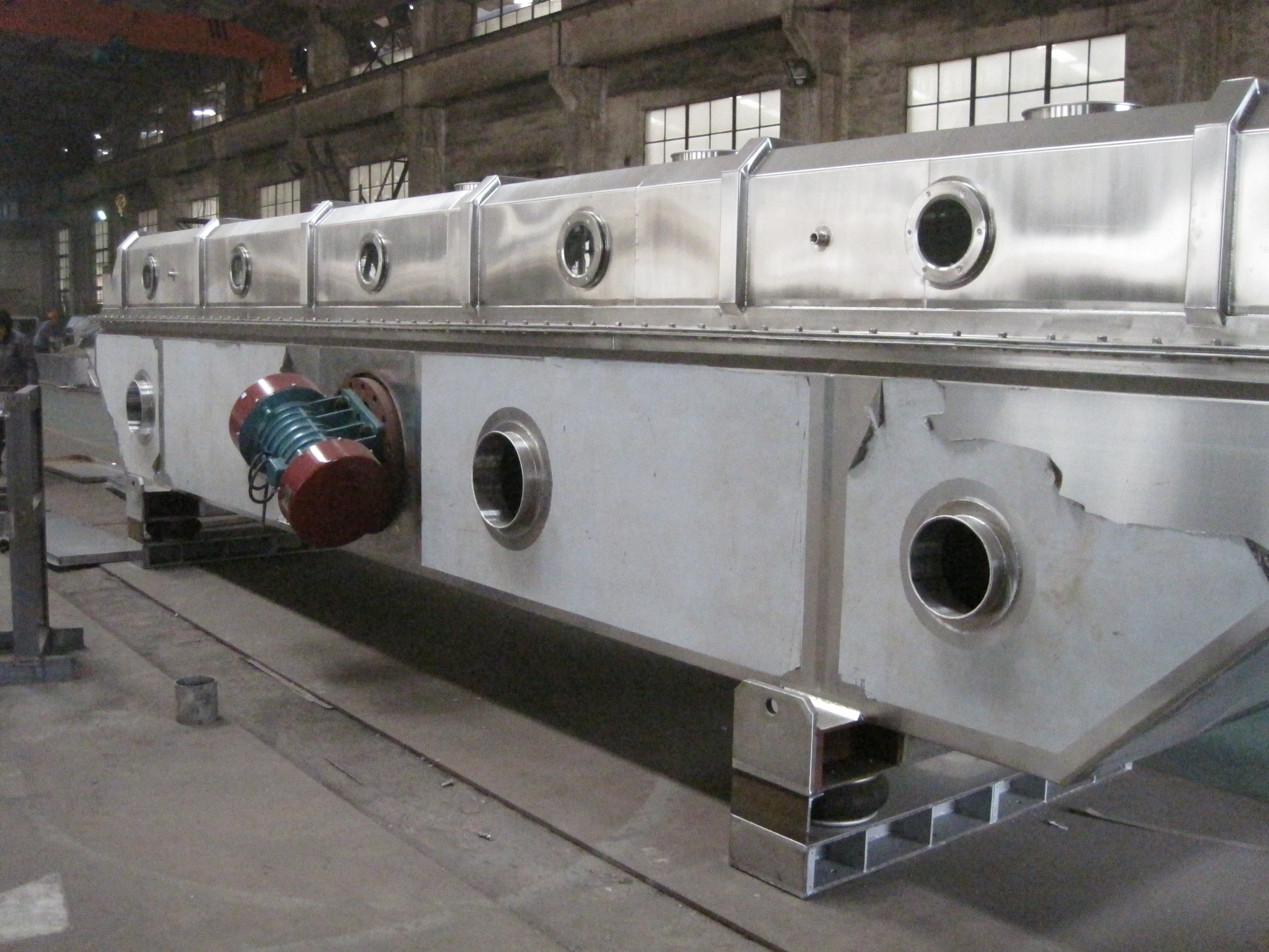 Bread Cumbe Vibrating Fluid Bed Spray Dryer Machine Low Pressure Steam Heating