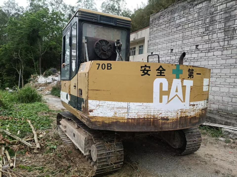 7Ton Mini Used CAT Excavators E70B Earth Moving Machine Equipment