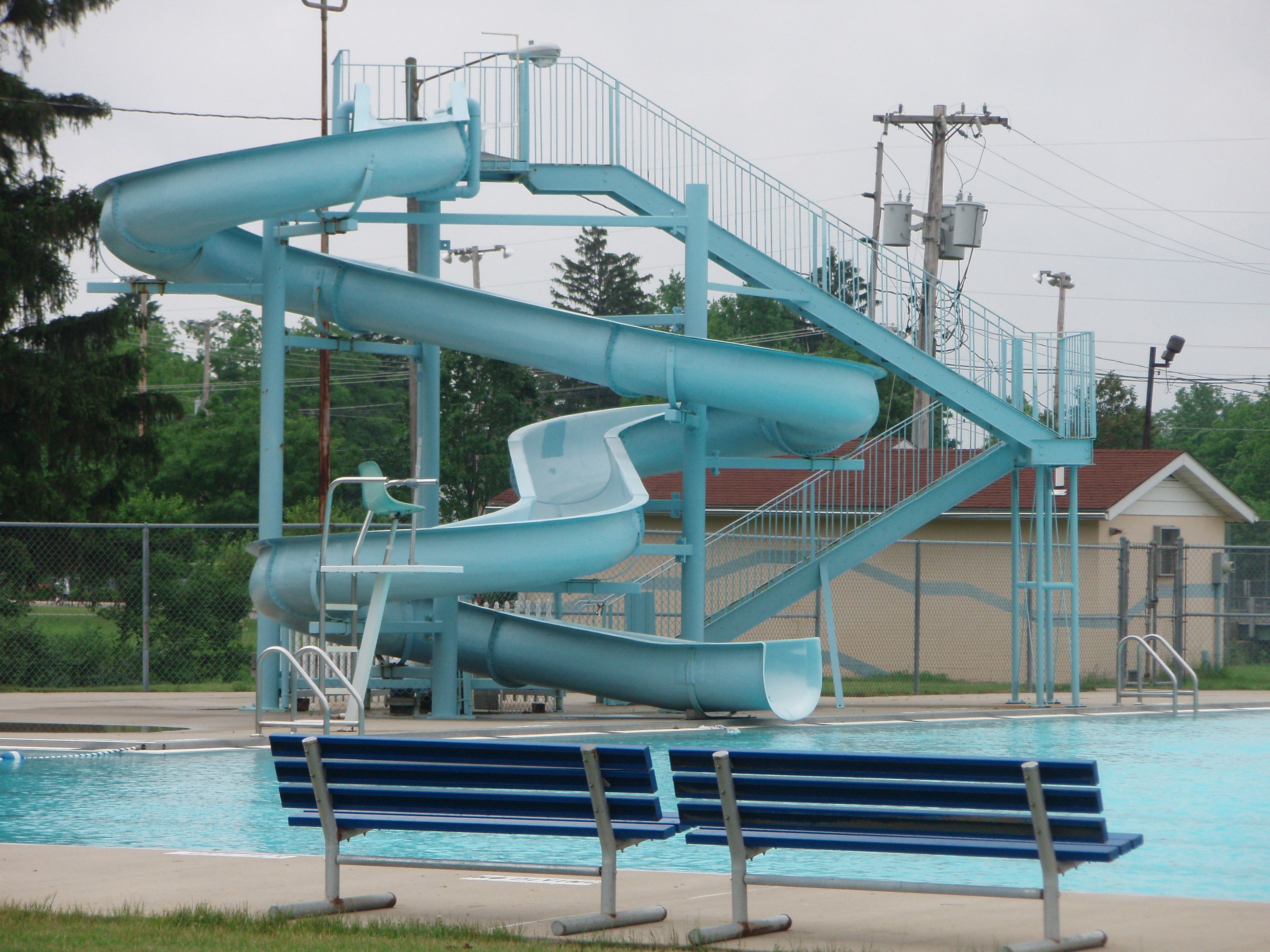 Water Amusement Theme Park Pool Fiberglass Slide For Kids Play Customized Color