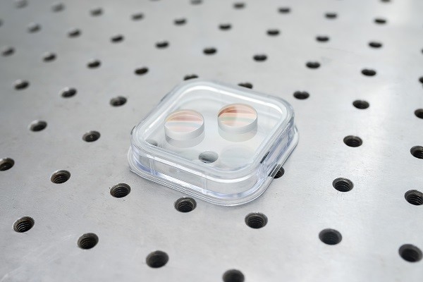 Wide Light Transmission Magnesium Fluoride Glass , Cylindrical Lenses Optical