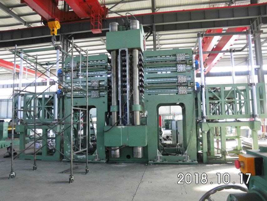 Solid Tire Press Machine XLB-D Y 1200*1200 to Meet Different Customer's Demands