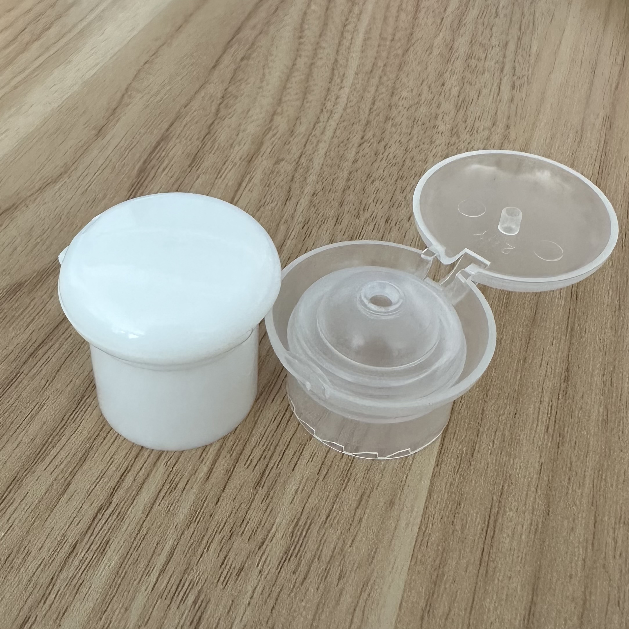 Non Spill 28/415 Screw Plastic Flip Top Cap for Leak-Proof Packaging