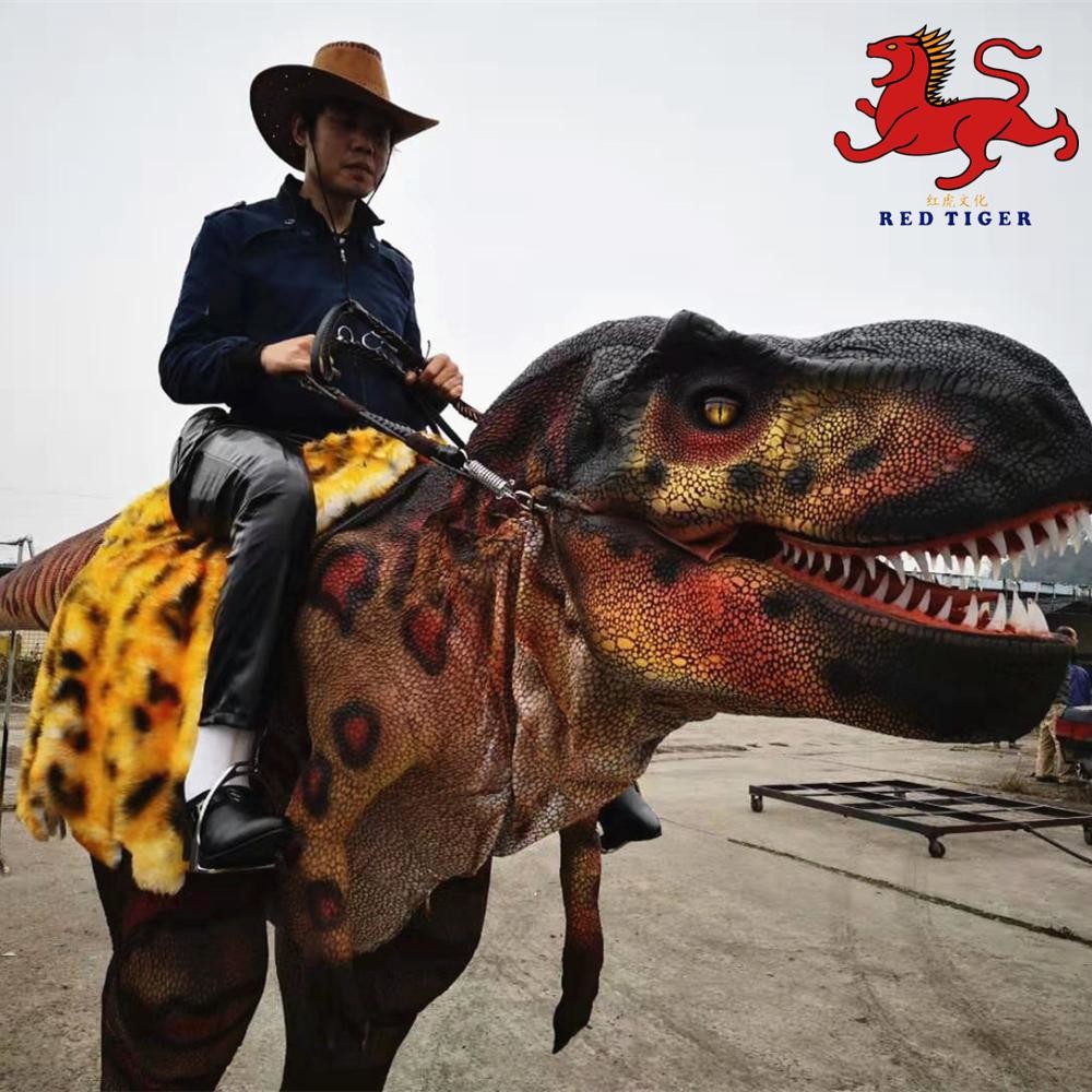 Life Size Realistic Dino Costume , Carnotaurus Dinosaur Costume For Performing