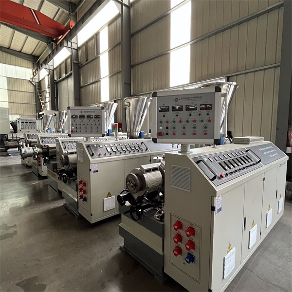 Conical Twin Screw PVC Extruder Machine , Plastic Dual Screw Extruder