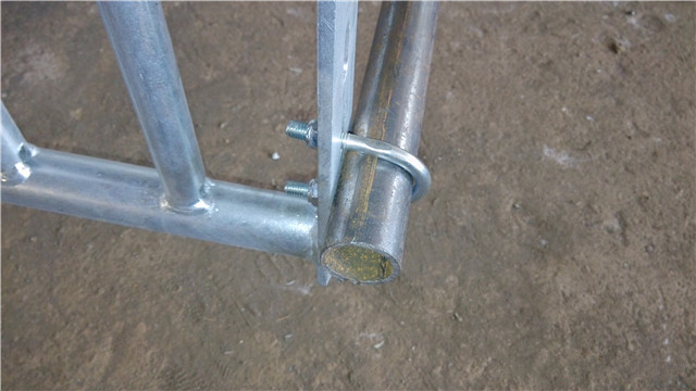 Galvanized Steel Pipe Pig Gestation Crates In Pig Farm House 2.2m*1.0m*0.6m