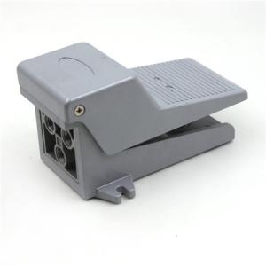 China 4F210 Pneumatic Momentary Foot Pedal Operated Directional Control Valve wholesale