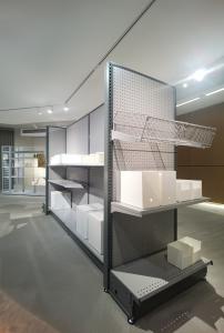 China Double Sided Metal Gondola Display Shelf Q195 RAL Color wholesale