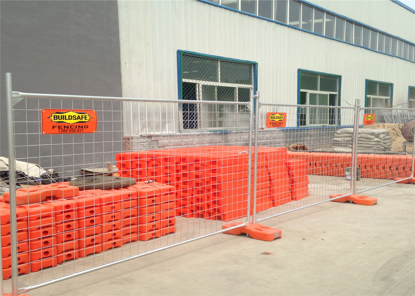 Construction Site Fence panels as4687-2007 standard 2100mm x 2400mm QLD brisbane OD 32mm x 1.40mm,1300 temp fence