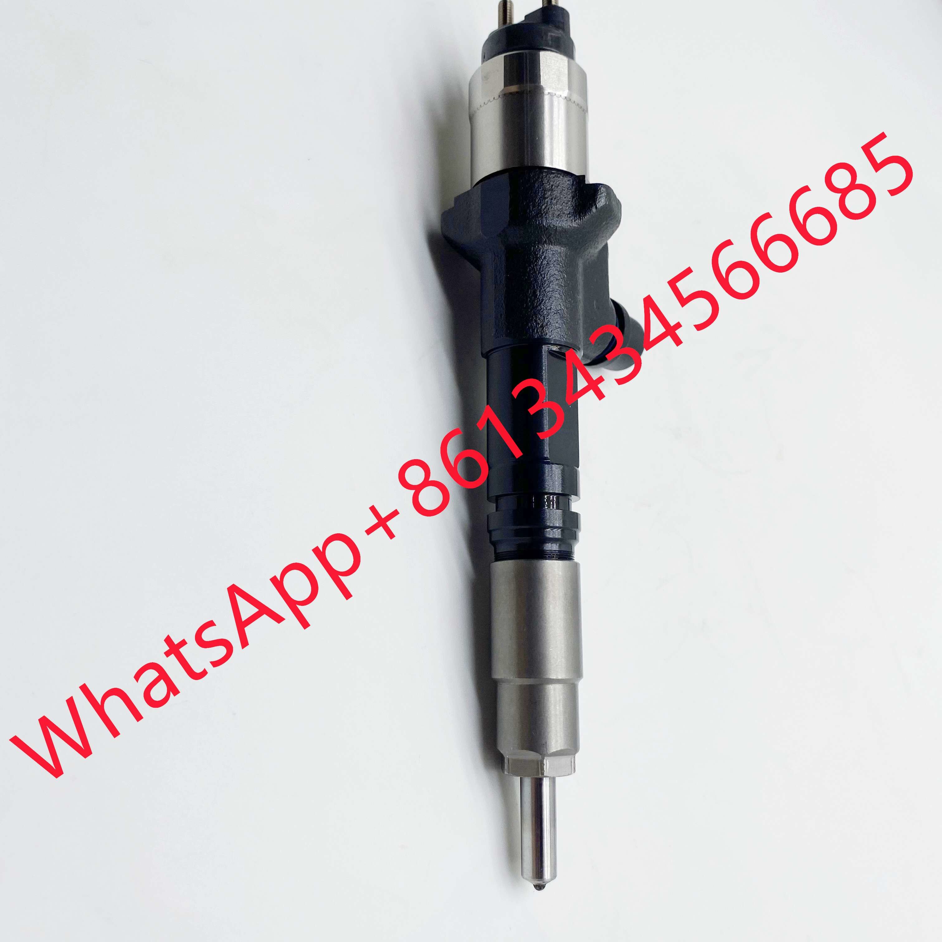 095000-9696 Denso Diesel Fuel Injectors For KUBO 095000-9690 Genuine Nozzle 1J500-53051