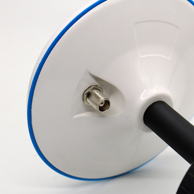 5dBi UWB Omnidirectional Antenna 3.7GHz 4.2GHz SMA Interface
