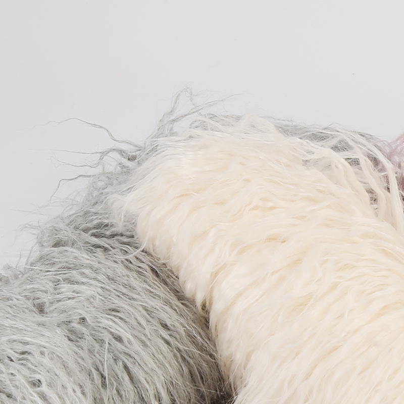 Solid Color Long Pile Faux Fur Fabric with Density 750g/m2 and Width 58/60