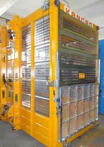 China Yellow Construction Site Lift Lifting Speed 0–36 M/Min SC200BD For Bridges / Chimney wholesale