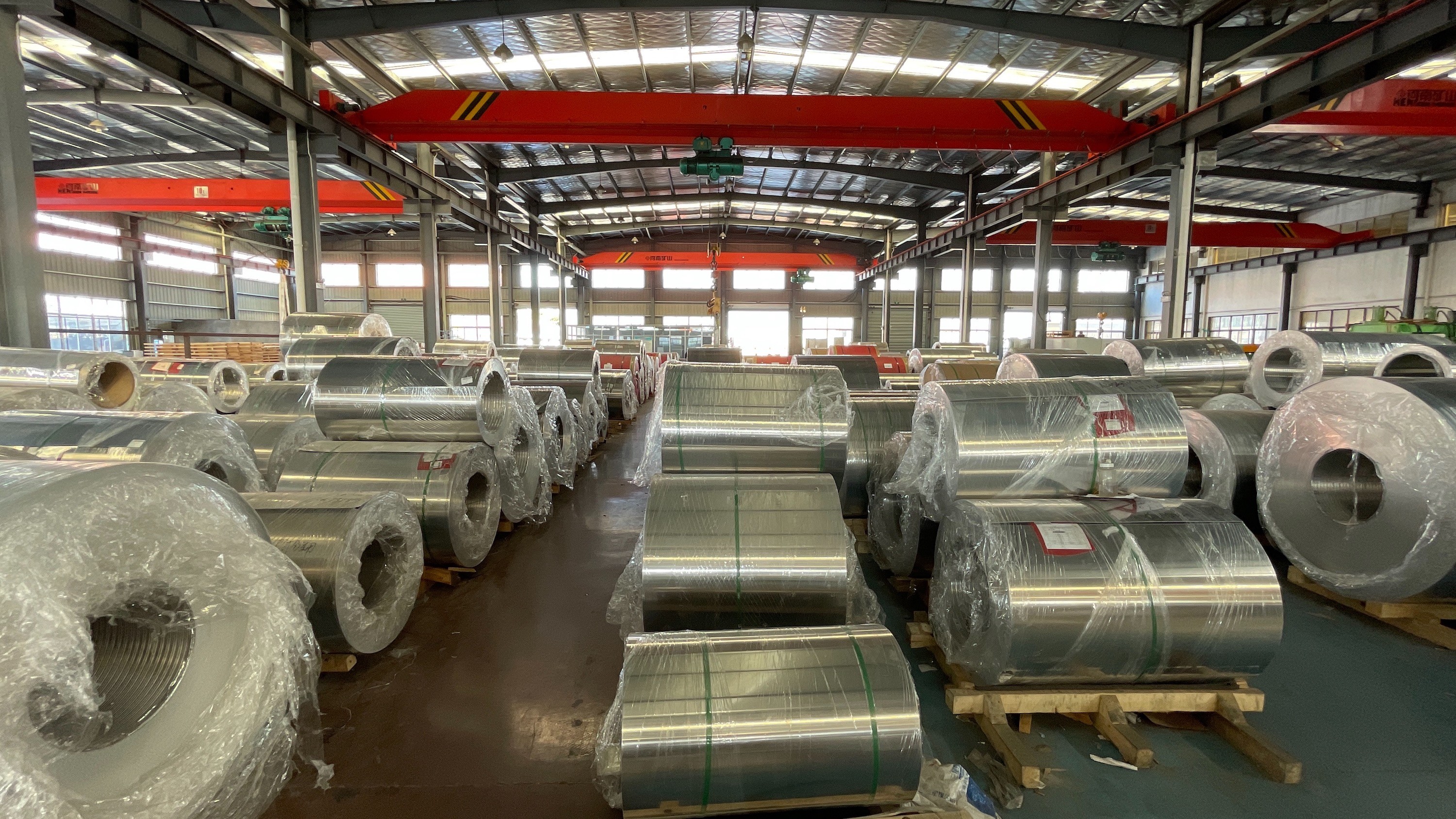 ISO Cold Rolled Metal Roofing Coil Stock 0.13mm Polished Mirror 1060 1070 1100