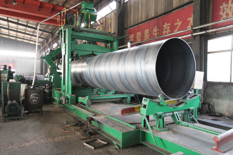 API 5L 5CT Seamless Welded Carbon Steel Pipes Anti Rust Oiled
