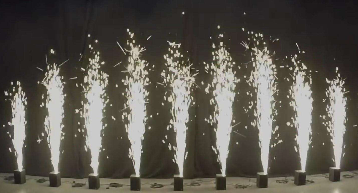 600W Stage Spark Machine Cold Sparklers Support Remote Control And Console Control