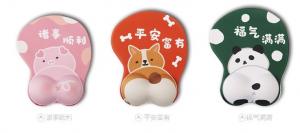 China Anti Slip Anime Wrist Mouse Pad , Ergonomic Mouse Pad With Wrist Support wholesale