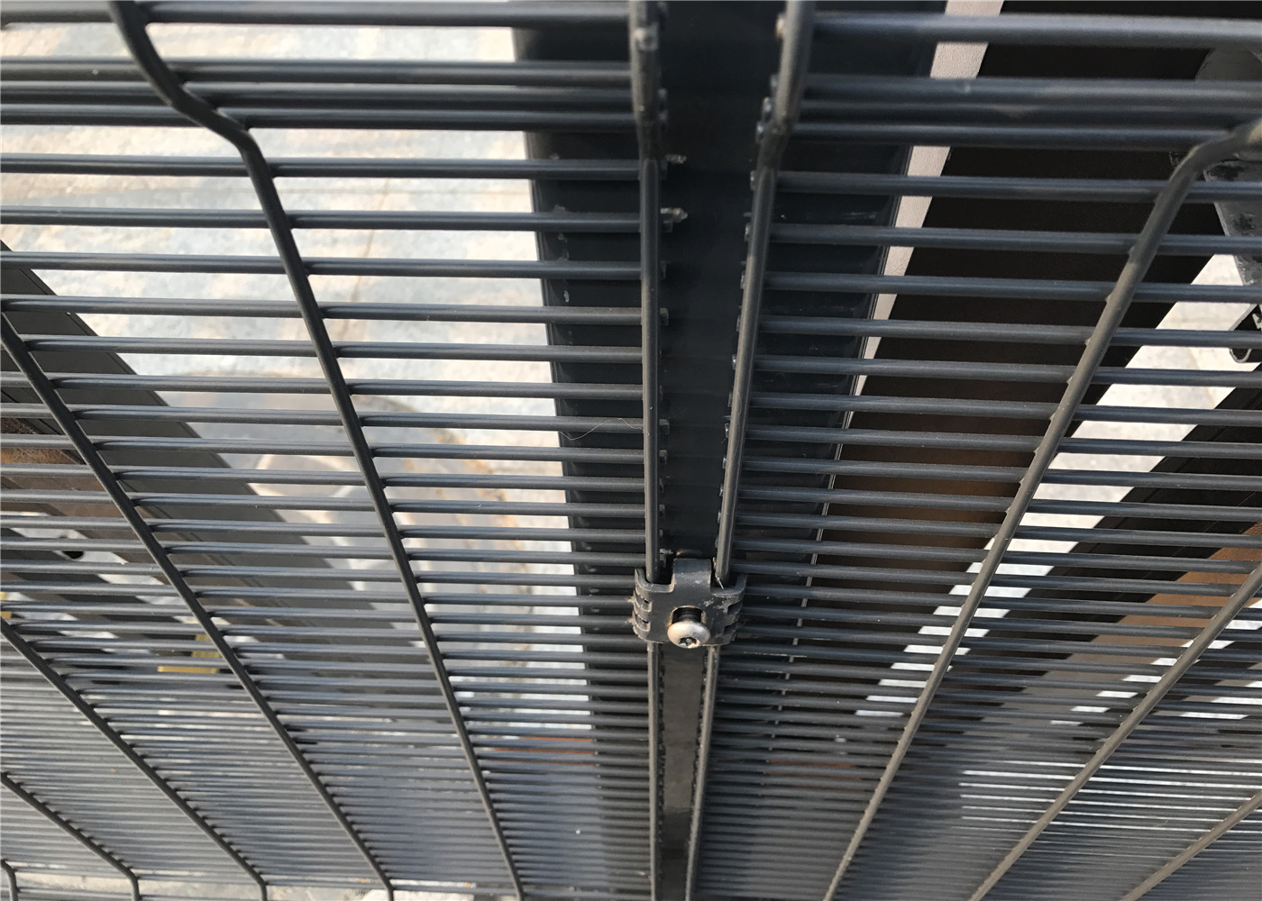 Clearvu Security Fence ,High Security 12.70mm x 76.20mm x 4.00mm wire ridity panels