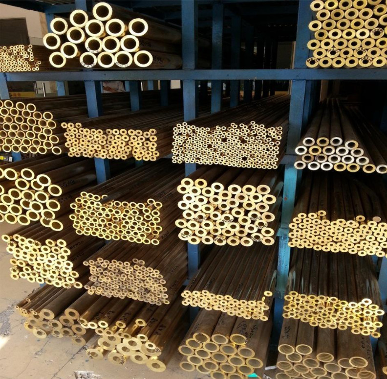 Seamless Straight Brass Copper Pipe Tube Polished Bright Oiled