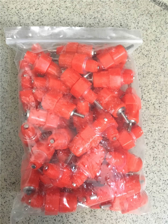 POM 8mm Pipe Poultry Water Drinkers Automatic Chicken Drinkers And Feeders