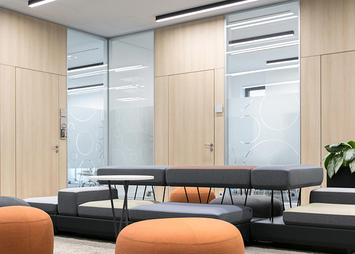 Black Frame Glass Partition Wall System Cutsomized Demountable Office Partitions