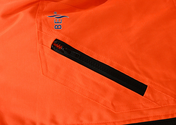 Water And Wind Proof Outdoor Clothing Two Pieces Jacket With Hood