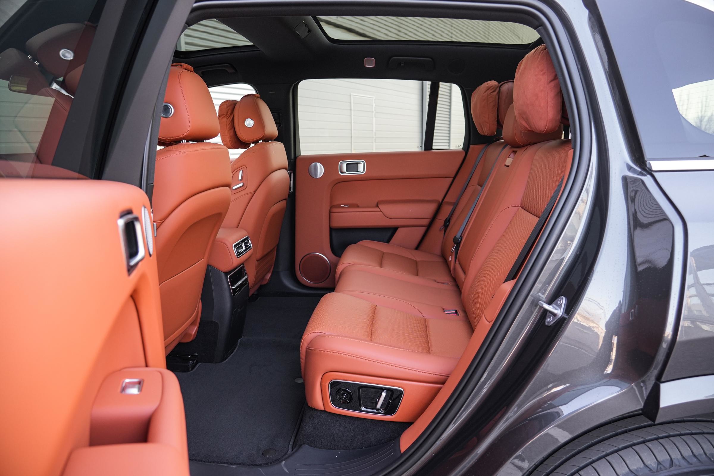 LEADING IDEAL L7 Chinese EV Cars Hybrid Ultra Luxury SUV 210KM