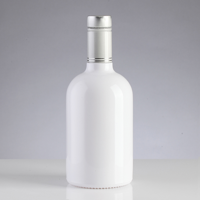 Golden Silver Cork Lids Glass Vodka Bottle for 750ml Packing 375ml 500ml Capacity