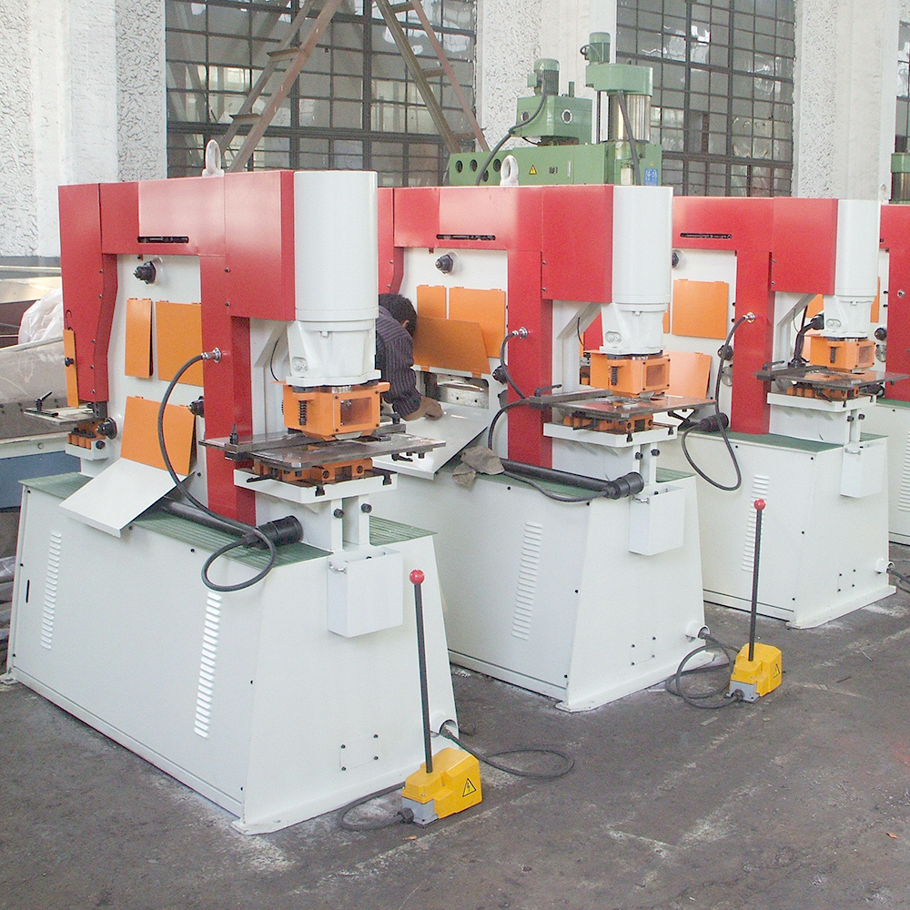 Hydraulic Ironworker Q35y-20 Combined Punching And Shearing Machine Metal
