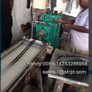 China Hot Feed Single Screw Rubber Extruder Machine Speed Adjustable wholesale